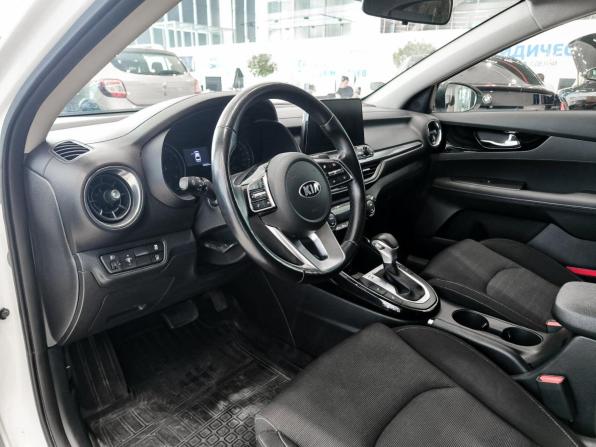 Kia Cerato IV Рестайлинг с пробегом 2021 года, цена 1 840 000 рублей, 90021 км, седан, Автокод Объявления