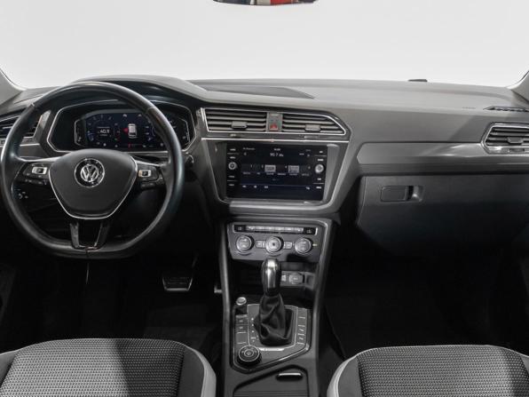 Volkswagen Tiguan II с пробегом 2020 года, цена 2 806 600 рублей, 95391 км, внедорожник, Автокод Объявления