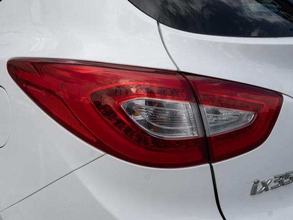 Hyundai ix35 I Рестайлинг с пробегом 2015 года, цена 1 560 000 рублей, 130499 км, внедорожник, Автокод Объявления