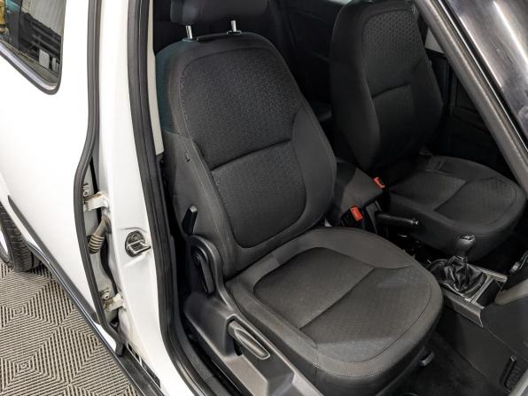 Skoda Yeti I Рестайлинг с пробегом 2016 года, цена 1 320 000 рублей, 120330 км, внедорожник, Автокод Объявления