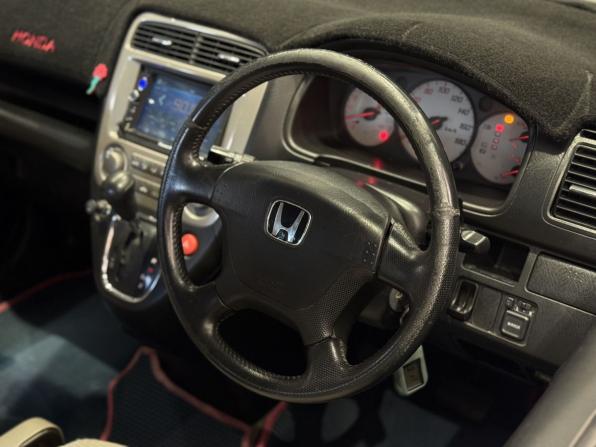 Honda Stream I Рестайлинг с пробегом 2003 года, цена 400 000 рублей, 390000 км, компактвэн, Автокод Объявления