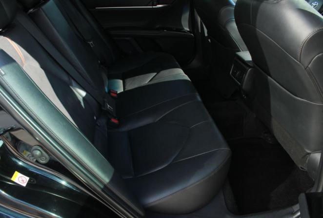 Toyota Camry VII (XV50) Рестайлинг 2 с пробегом 2018 года, цена 2 650 000 рублей, 208160 км, седан, Автокод Объявления