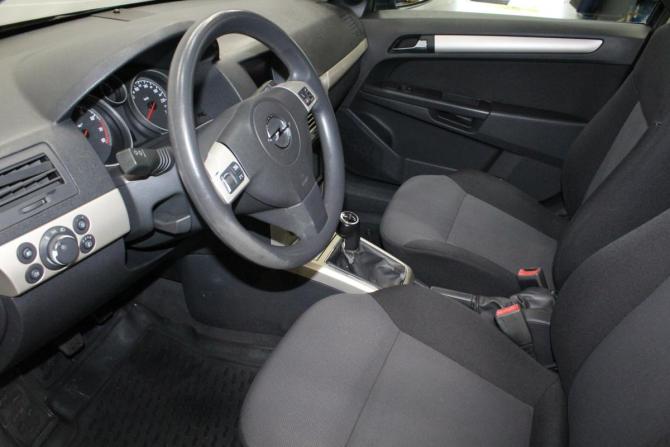 Opel Astra H Рестайлинг с пробегом 2008 года, цена 319 000 рублей, 338161 км, хэтчбек, Автокод Объявления