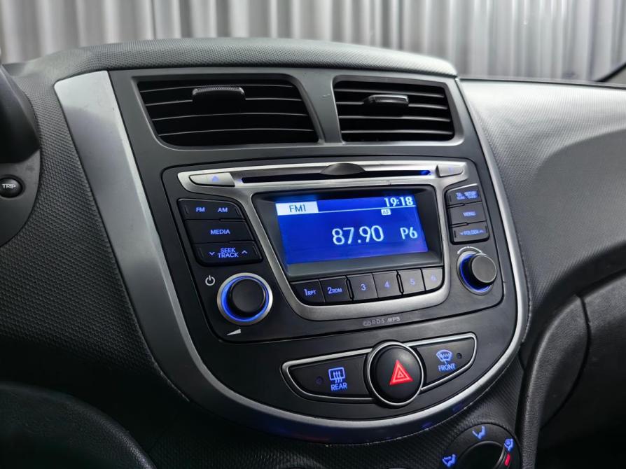 Hyundai Solaris I Рестайлинг Москва  - изображение 16