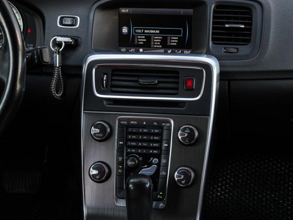 Volvo S60 II с пробегом 2012 года, цена 1 000 000 рублей, 171670 км, седан, Автокод Объявления