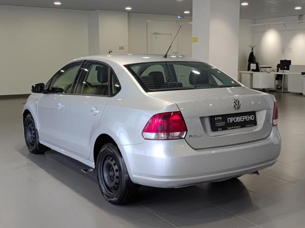 Volkswagen Polo V с пробегом 2011 года, цена 597 000 рублей, 220711 км, седан, Автокод Объявления