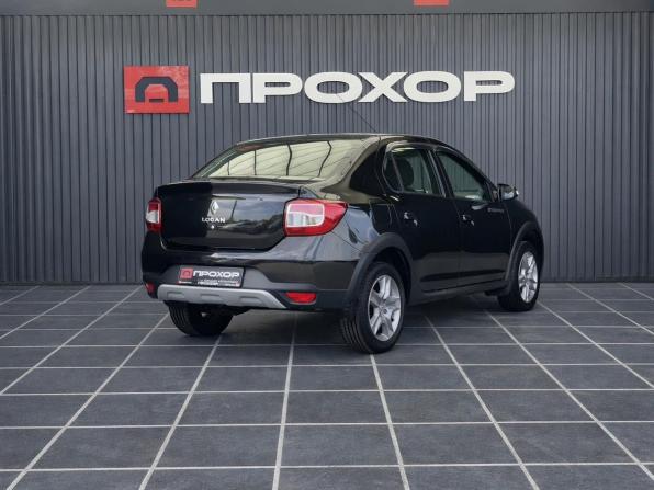 Renault Logan II Рестайлинг с пробегом 2021 года, цена 1 057 000 рублей, 57044 км, седан, Автокод Объявления
