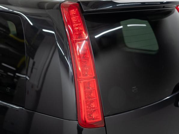 Toyota ISis I Рестайлинг с пробегом 2010 года, цена 1 299 000 рублей, 140638 км, компактвэн, Автокод Объявления