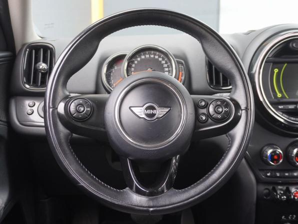 Mini Countryman II с пробегом 2017 года, цена 2 090 000 рублей, 127428 км, внедорожник, Автокод Объявления