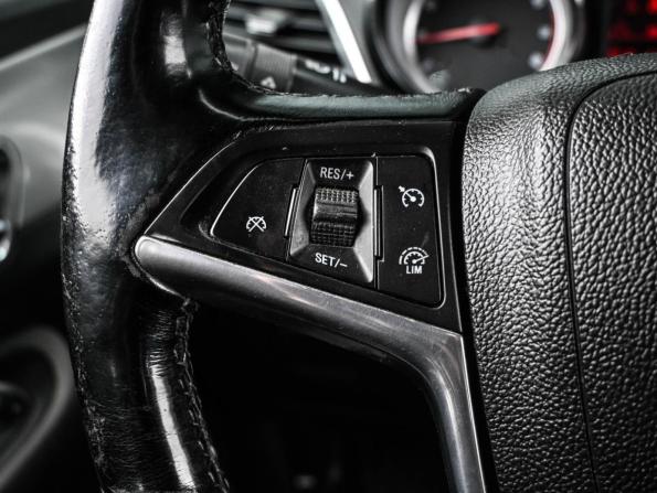 Opel Mokka I с пробегом 2014 года, цена 954 000 рублей, 151307 км, внедорожник, Автокод Объявления