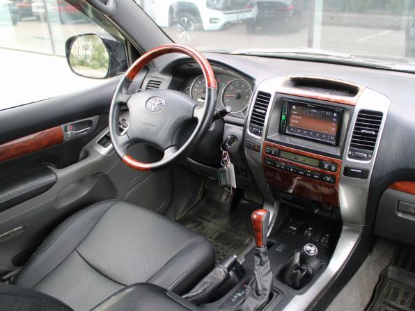 Toyota Land Cruiser Prado 120 Series Рестайлинг с пробегом 2008 года, цена 1 850 000 рублей, 173485 км, внедорожник, Автокод Объявления