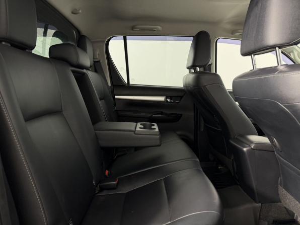 Toyota Hilux VIII с пробегом 2016 года, цена 4 150 000 рублей, 65729 км, пикап, Автокод Объявления