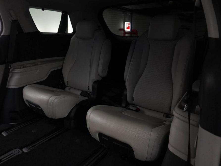 Kia Carnival IV Москва  - изображение 12
