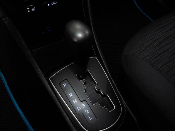 Hyundai Solaris I Рестайлинг с пробегом 2015 года, цена 1 110 000 рублей, 88907 км, седан, Автокод Объявления