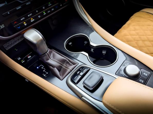 Lexus RX IV с пробегом 2019 года, цена 4 400 000 рублей, 34279 км, внедорожник, Автокод Объявления