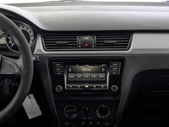 Skoda Rapid I Рестайлинг с пробегом 2019 года, цена 815 000 рублей, 257323 км, лифтбек, Автокод Объявления