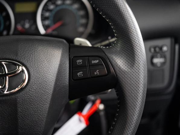 Toyota Wish II с пробегом 2009 года, цена 1 320 000 рублей, 85858 км, минивэн, Автокод Объявления