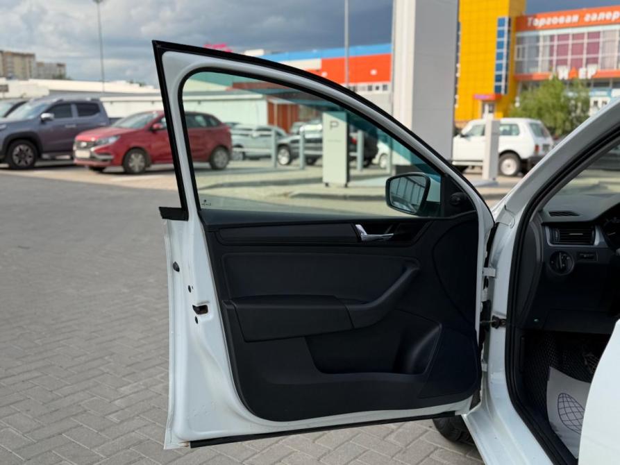 Skoda Rapid I Рестайлинг Сыктывкар  - изображение 14