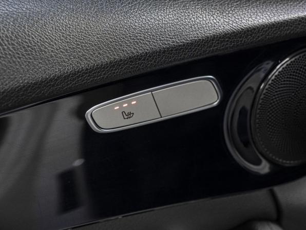 Mercedes-Benz C-Класс IV (W205) Рестайлинг с пробегом 2019 года, цена 2 599 000 рублей, 124860 км, седан, Автокод Объявления