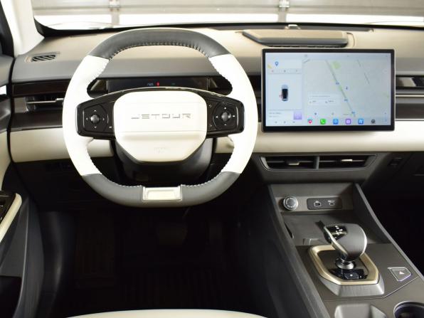 JETOUR DASHING I с пробегом 2023 года, цена 2 049 999 рублей, 42013 км, внедорожник, Автокод Объявления