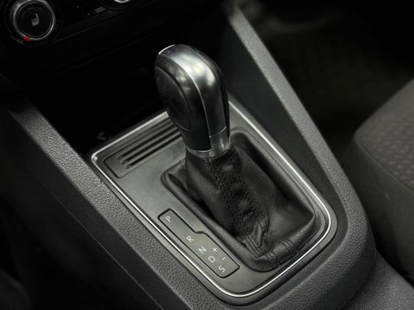 Volkswagen Jetta VI Рестайлинг с пробегом 2016 года, цена 1 290 000 рублей, 203863 км, седан, Автокод Объявления