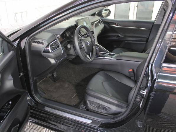 Toyota Camry VIII (XV70) Рестайлинг с пробегом 2023 года, цена 3 750 000 рублей, 30000 км, седан, Автокод Объявления