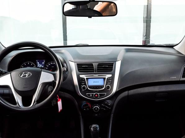 Hyundai Solaris I с пробегом 2012 года, цена 649 000 рублей, 150716 км, хэтчбек, Автокод Объявления