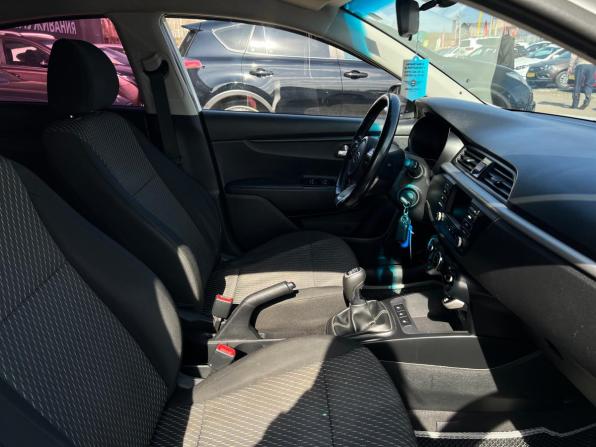 Kia Rio IV с пробегом 2017 года, цена 1 180 000 рублей, 114500 км, седан, Автокод Объявления