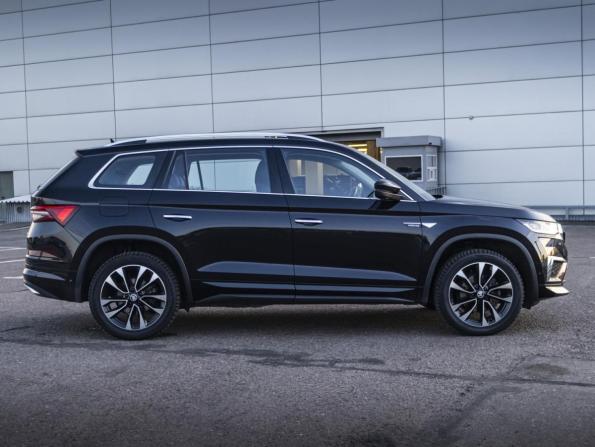 Skoda Kodiaq I Рестайлинг с пробегом 2023 года, цена 4 119 000 рублей, 58500 км, внедорожник, Автокод Объявления