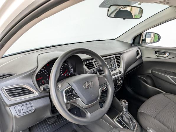 Hyundai Solaris II Рестайлинг с пробегом 2022 года, цена 1 665 000 рублей, 72478 км, седан, Автокод Объявления