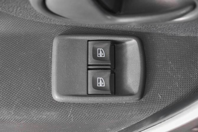 Renault Sandero II с пробегом 2017 года, цена 999 000 рублей, 134000 км, хэтчбек, Автокод Объявления