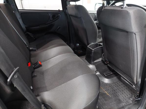 Chevrolet Niva I Рестайлинг с пробегом 2016 года, цена 670 000 рублей, 91300 км, внедорожник, Автокод Объявления
