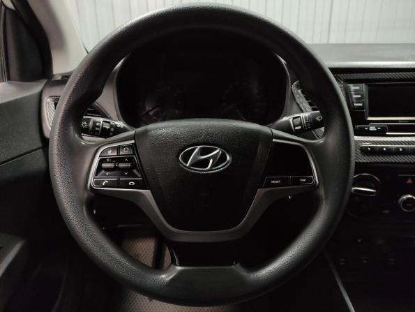 Hyundai Solaris II Рестайлинг с пробегом 2020 года, цена 850 000 рублей, 125300 км, седан, Автокод Объявления