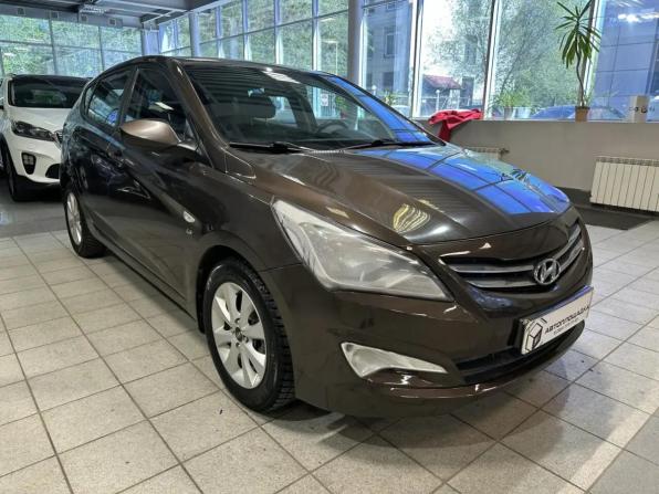 Hyundai Solaris I Рестайлинг с пробегом 2016 года, цена 989 000 рублей, 187558 км, хэтчбек, Автокод Объявления