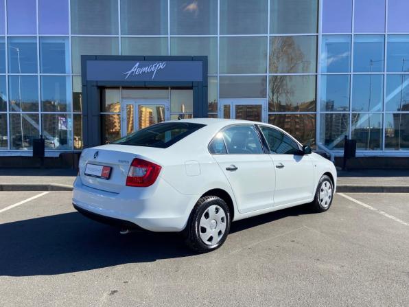 Skoda Rapid I с пробегом 2014 года, цена 975 000 рублей, 94287 км, лифтбек, Автокод Объявления