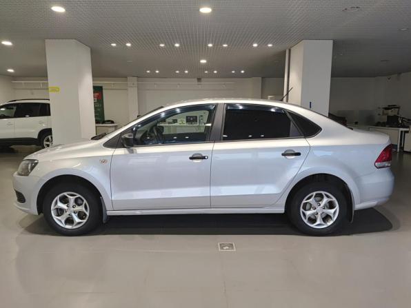 Volkswagen Polo V с пробегом 2013 года, цена 690 000 рублей, 124115 км, седан, Автокод Объявления