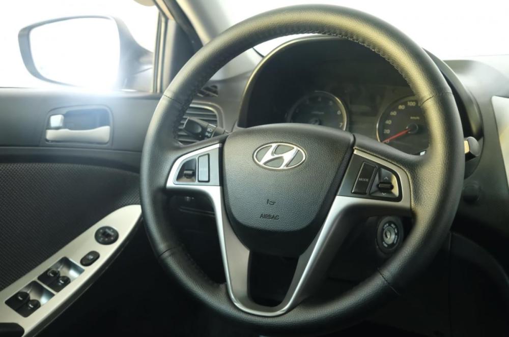 Hyundai Solaris I Омск  - изображение 13