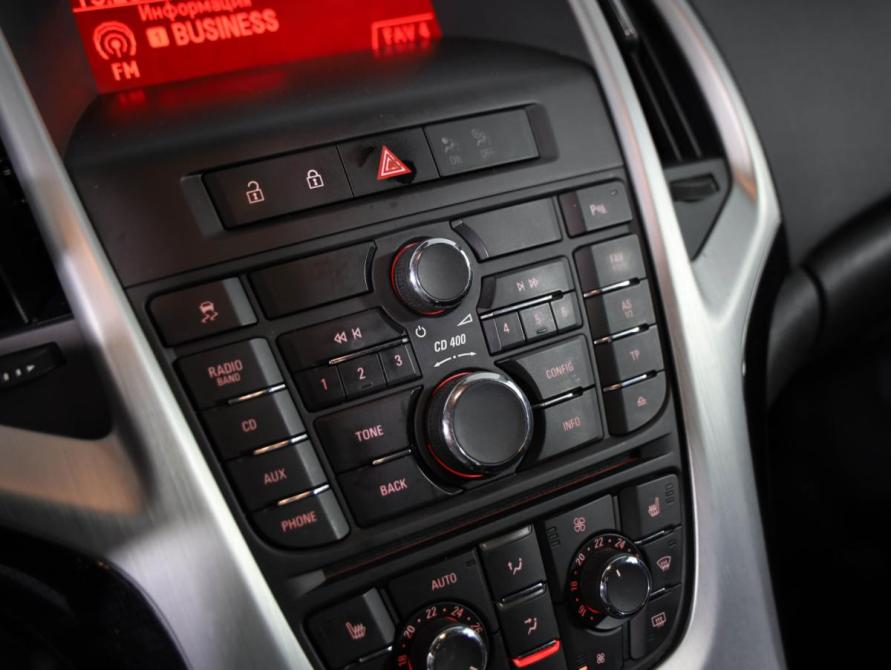 Opel Astra J Рестайлинг Санкт-Петербург  - изображение 11