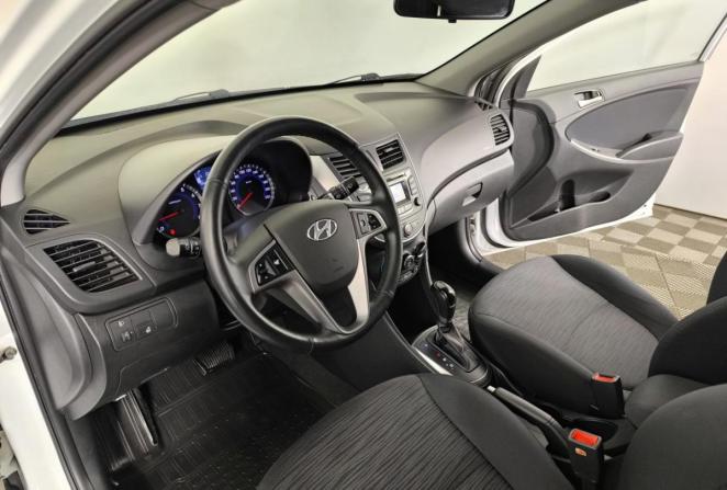 Hyundai Solaris I с пробегом 2014 года, цена 970 000 рублей, 85959 км, седан, Автокод Объявления