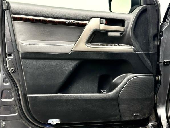 Toyota Land Cruiser 200 Series с пробегом 2010 года, цена 2 319 000 рублей, 413495 км, внедорожник, Автокод Объявления
