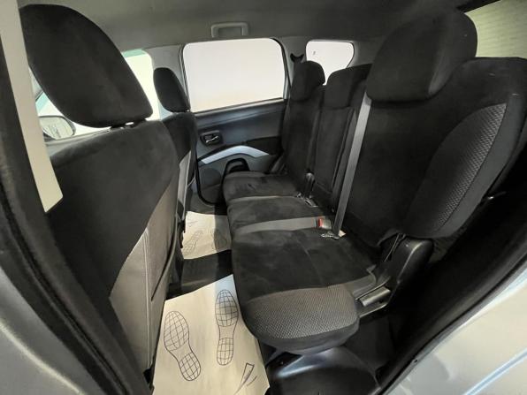 Mitsubishi Outlander II Рестайлинг с пробегом 2010 года, цена 1 067 000 рублей, 167449 км, внедорожник, Автокод Объявления