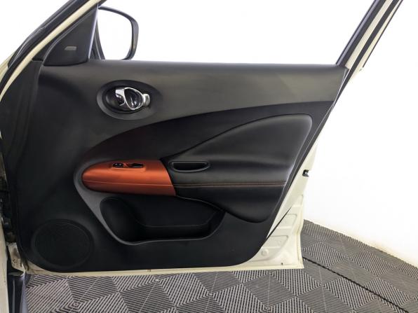 Nissan Juke I Рестайлинг с пробегом 2018 года, цена 1 300 000 рублей, 192377 км, внедорожник, Автокод Объявления