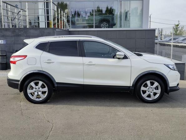 Nissan Qashqai II с пробегом 2015 года, цена 1 523 000 рублей, 168684 км, внедорожник, Автокод Объявления