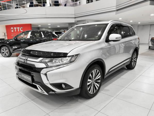 Mitsubishi Outlander III Рестайлинг 3 с пробегом 2021 года, цена 2 372 000 рублей, 58000 км, внедорожник, Автокод Объявления
