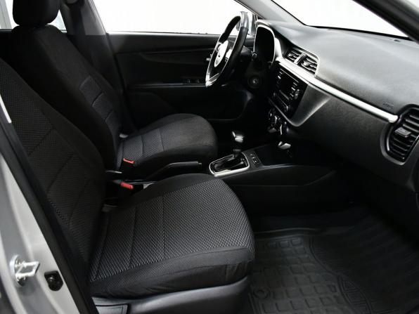 Kia Rio IV Рестайлинг с пробегом 2020 года, цена 1 497 000 рублей, 130300 км, хэтчбек, Автокод Объявления