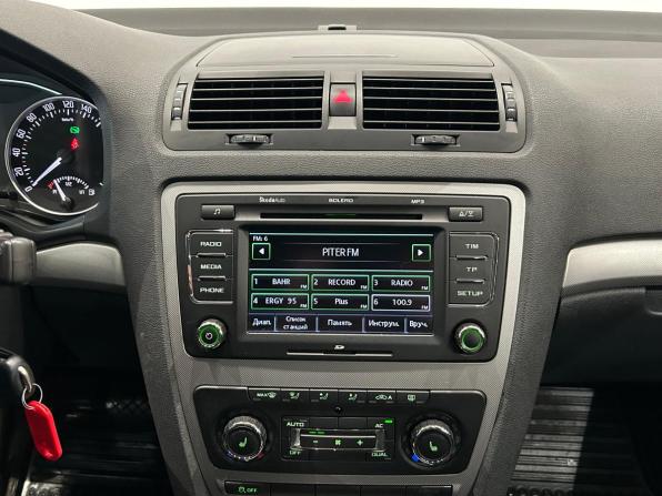 Skoda Octavia II (A5) Рестайлинг с пробегом 2012 года, цена 849 000 рублей, 225381 км, универсал, Автокод Объявления