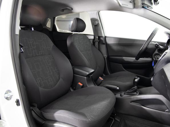 Kia Rio III Рестайлинг с пробегом 2015 года, цена 999 000 рублей, 148403 км, хэтчбек, Автокод Объявления