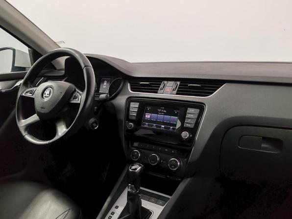 Skoda Octavia III (A7) с пробегом 2015 года, цена 1 299 000 рублей, 244144 км, лифтбек, Автокод Объявления