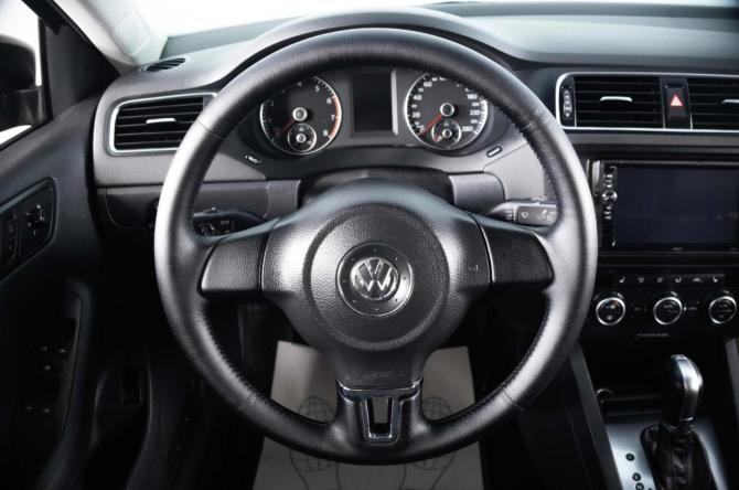 Volkswagen Jetta VI с пробегом 2014 года, цена 919 000 рублей, 240215 км, седан, Автокод Объявления