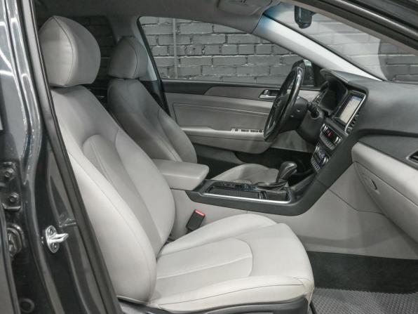 Hyundai Sonata VII (LF) Рестайлинг с пробегом 2019 года, цена 2 190 000 рублей, 171964 км, седан, Автокод Объявления